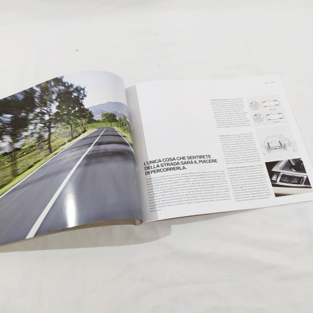 NUOVA BMW SERIE 5 Gran Turismo brochure 67 pagine 2010