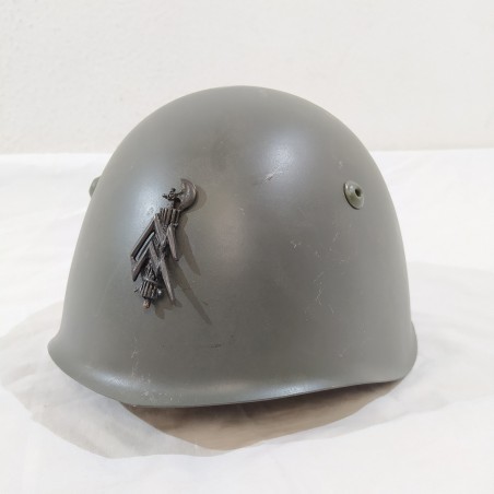 Elmetto Italiano II° guerra mondiale con fregio GNR Repubblica di Salò