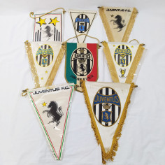 Lotto di 8 gagliardetti sportivi JUVENTUS anni 80 tutti in buone condizioni