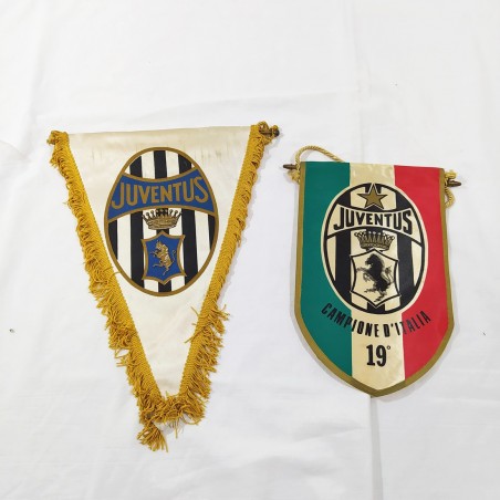 Lotto di 8 gagliardetti sportivi JUVENTUS anni 80 tutti in buone condizioni