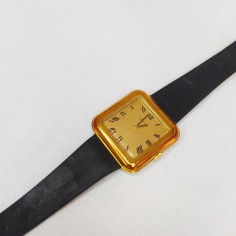 CERTINA orologio polso donna, cassa quadrata dorata inusato 2