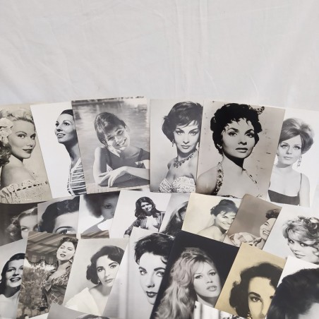 Lotto di 28 fotografie / stampe di attrici anni 60