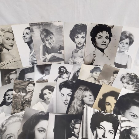 Lotto di 28 fotografie / stampe di attrici anni 60