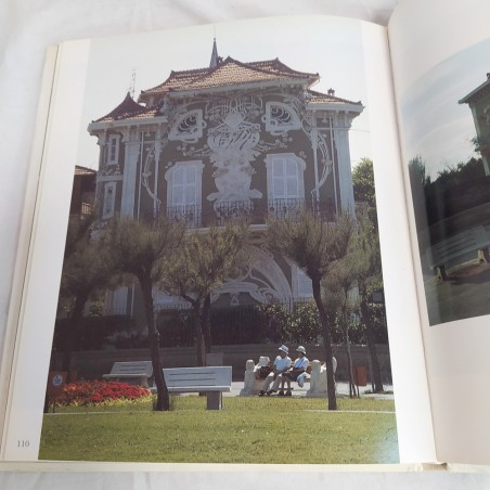 Libro ARMONIOSA PESARO 1980 + biglietto da visita del Presidente