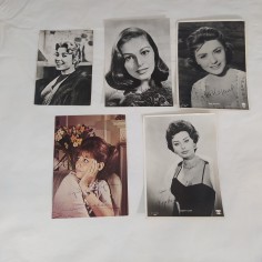 Lotto di 5 fotografie di attrici con autografi originali anni 60/70