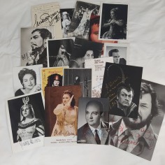 18 tra fotografie e biglietti autografati cantanti lirici anni 60/90