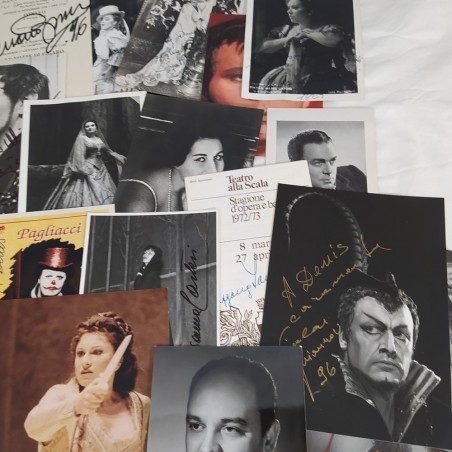 18 tra fotografie e biglietti autografati cantanti lirici anni 60/90