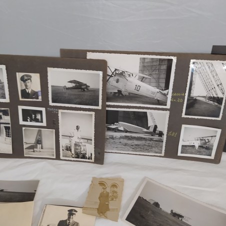Lotto di 35 foto di aerei e piloti anni 30/40 probabile album personale