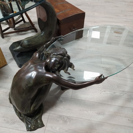 Tavolino ovale in vetro con scultura femminile in bronzo Moreau