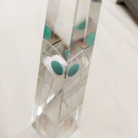 Cristallo Swarovski piramide Hong Kong 1998 firmata rif. 222859