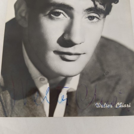 WALTER CHIARI cartolina b/n con autografo originale