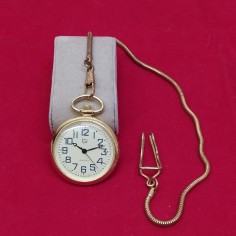 Coppia di orologi da taschino movimento quarzo, casse colore oro 2