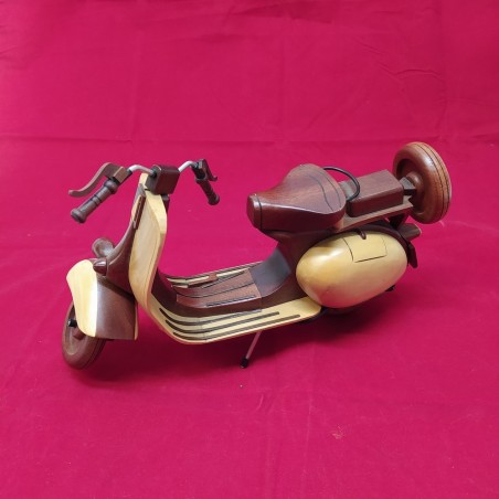 Modellino di VESPA Piaggio anni 50 in legno