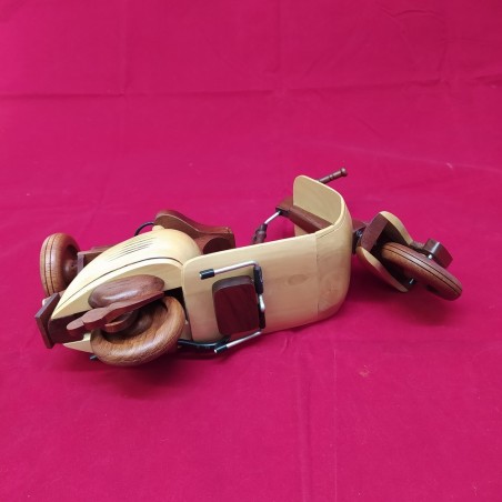 Modellino di VESPA Piaggio anni 50 in legno
