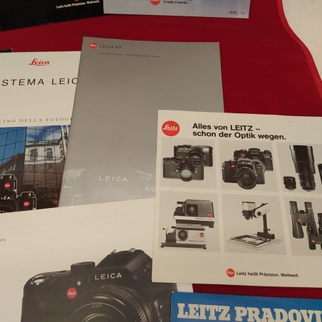 Lotto di 11 opuscoli / manuali LEICA originali
