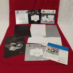 Lotto di 11 tra opuscoli e manuali LEICA originali 2