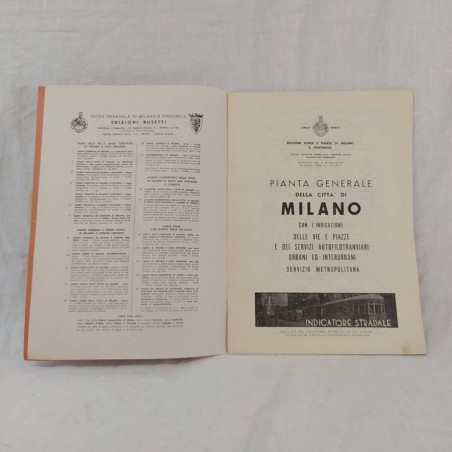 Due fascicoli PIANTA CITTA' MILANO anno 1966 elenco vie e pianta generale
