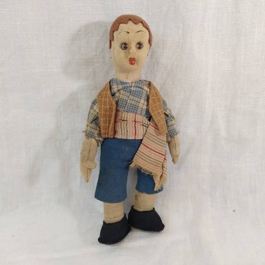 Bambola di pezza pannolenci anni 30/40 raffigurante un bambino, altezza 20 cm