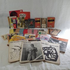 Lotto circa 120 tra cataloghi, pieghevoli brochure musicali jazz anni 50/60 2