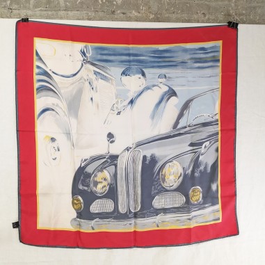 Foulard di seta italiana soggetto auto antica anni 50/60 87x87 cm usato