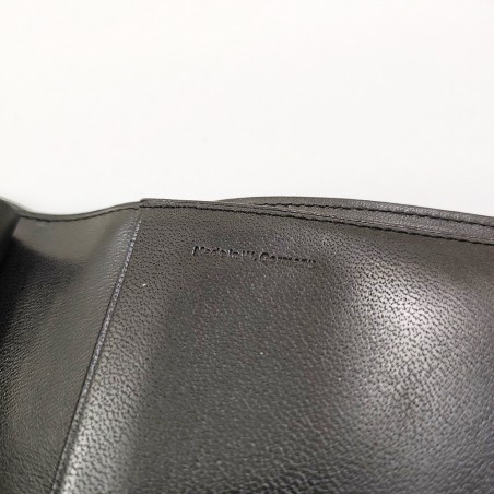 Portafoglio Dupont prodotto su licenza in pelle nera 10x14 cm