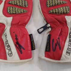 Loris CAPIROSSI guanti originali autografati dal pilota 2