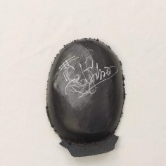 Saponetta ginocchiera leggermente consumata con autografo SETE GIBERNAU 2