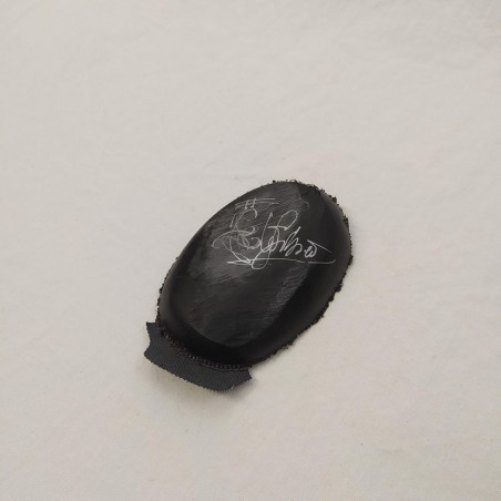 Saponetta ginocchiera leggermente consumata con autografo SETE GIBERNAU
