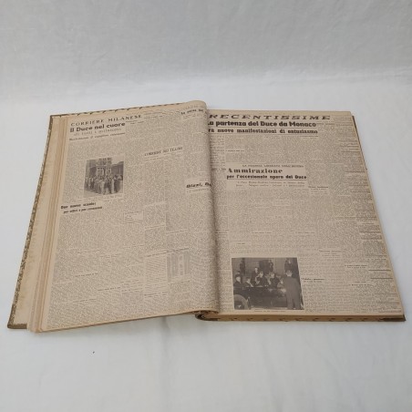Raccolta di quotidiani dal 1937 al 1947 rilegata