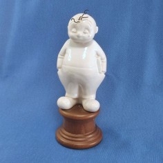Graziosa statuina in ceramica bianca uomo con libro h 22 cm 2
