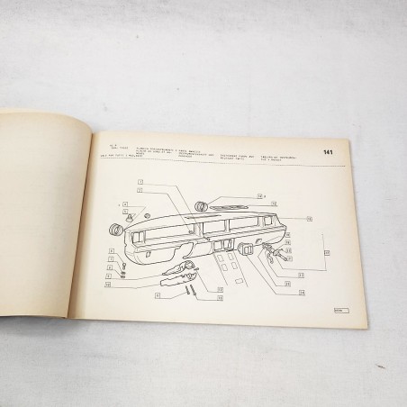 Fiat X19 catalogo parti di ricambuo carrozzeria 1° ed. 1975