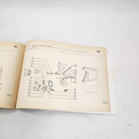 Fiat X19 catalogo parti di ricambuo carrozzeria 1° ed. 1975