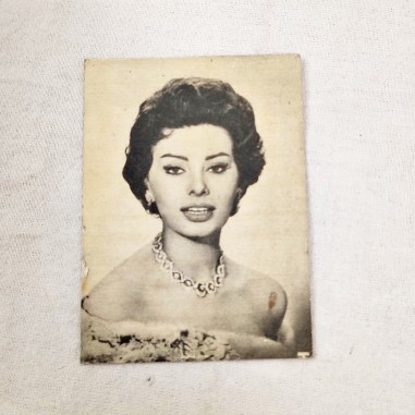 Sophia Loren autografo originale su piccolo cartoncino stampato. Dedica 1966